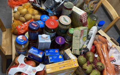 Erntedankgaben werden zu Suppe und Apfelkuchen